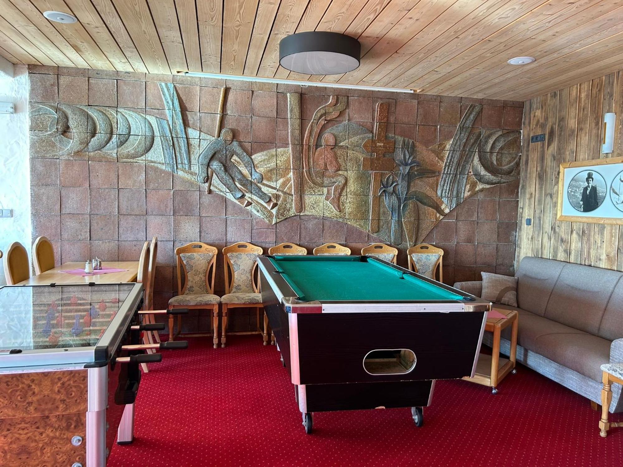 Erlebachova Bouda, Hotel - Resort Svaty Frantisek Spindleruv Mlyn Exterior photo
