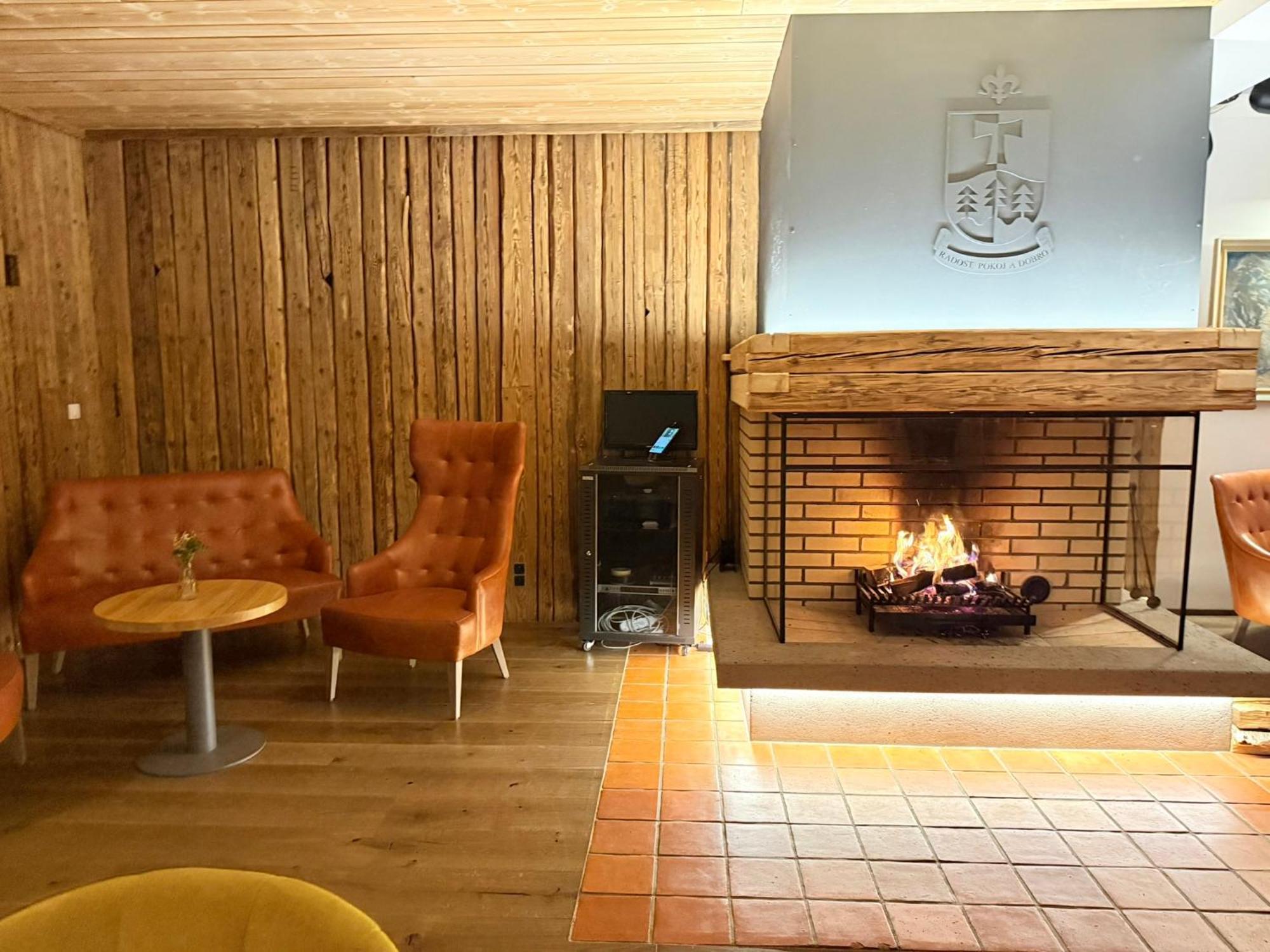 Erlebachova Bouda, Hotel - Resort Svaty Frantisek Spindleruv Mlyn Exterior photo